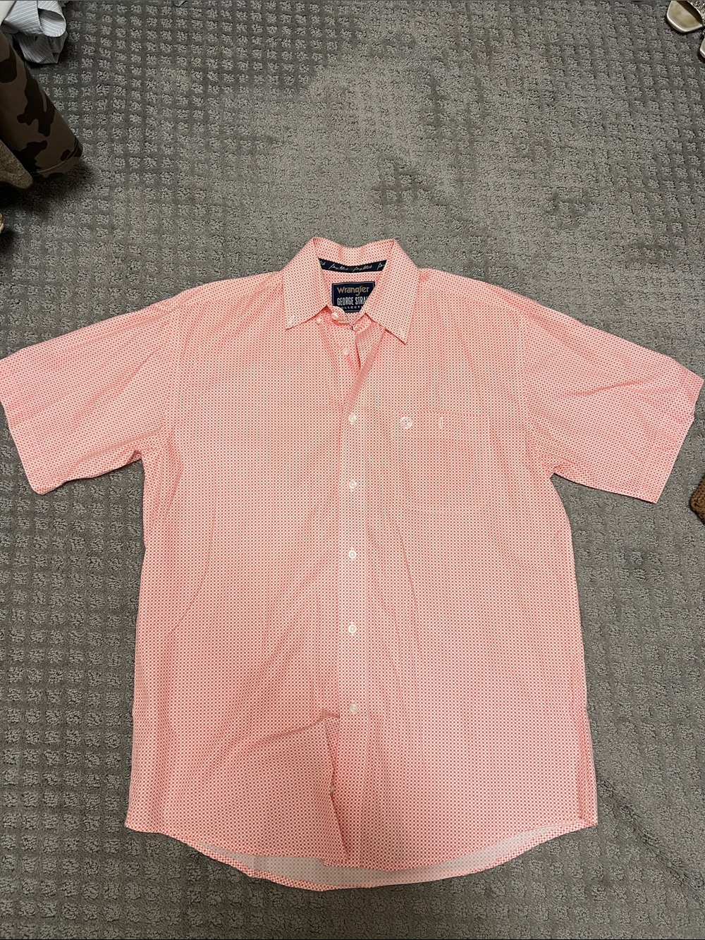 Wrangler Coral Short-Sleeve Button-Down Shirt